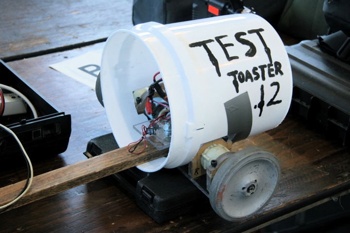 Test Toaster .12