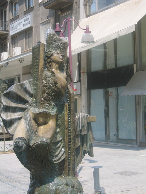 A fountain in mid street