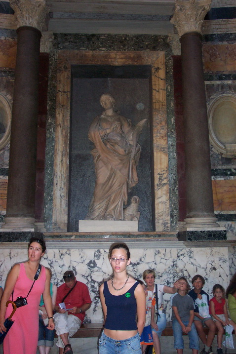 Kelsey at the Pantheon