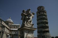 El Duomo, sculpture and tower