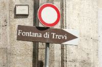 This way to Trevi Fountain